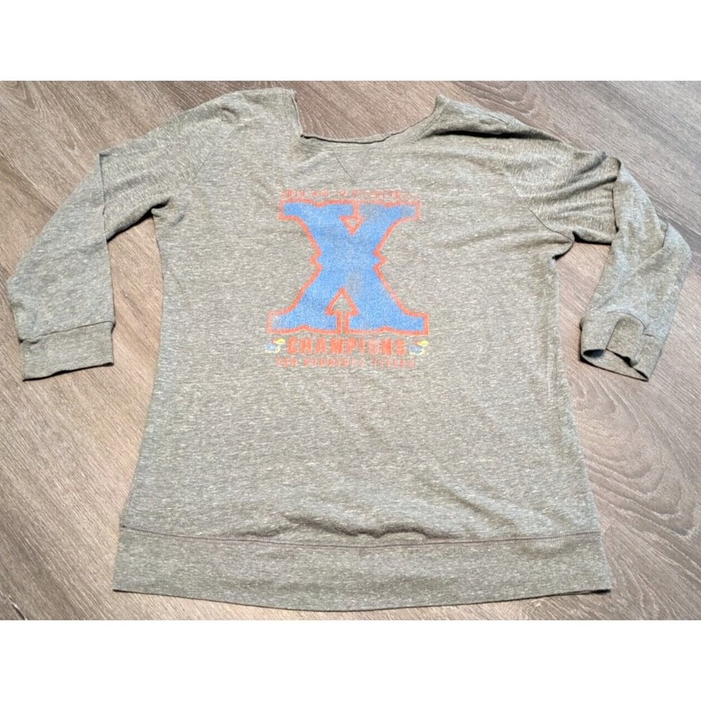 The Victory Kansas Jayhawks Women's Gray Round Neck T-Shirt Large Champions 2014